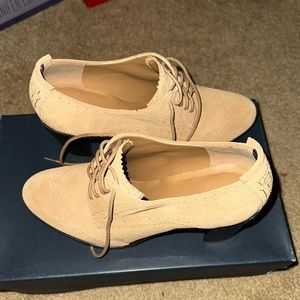 Tommy Hilfiger brown suede heels